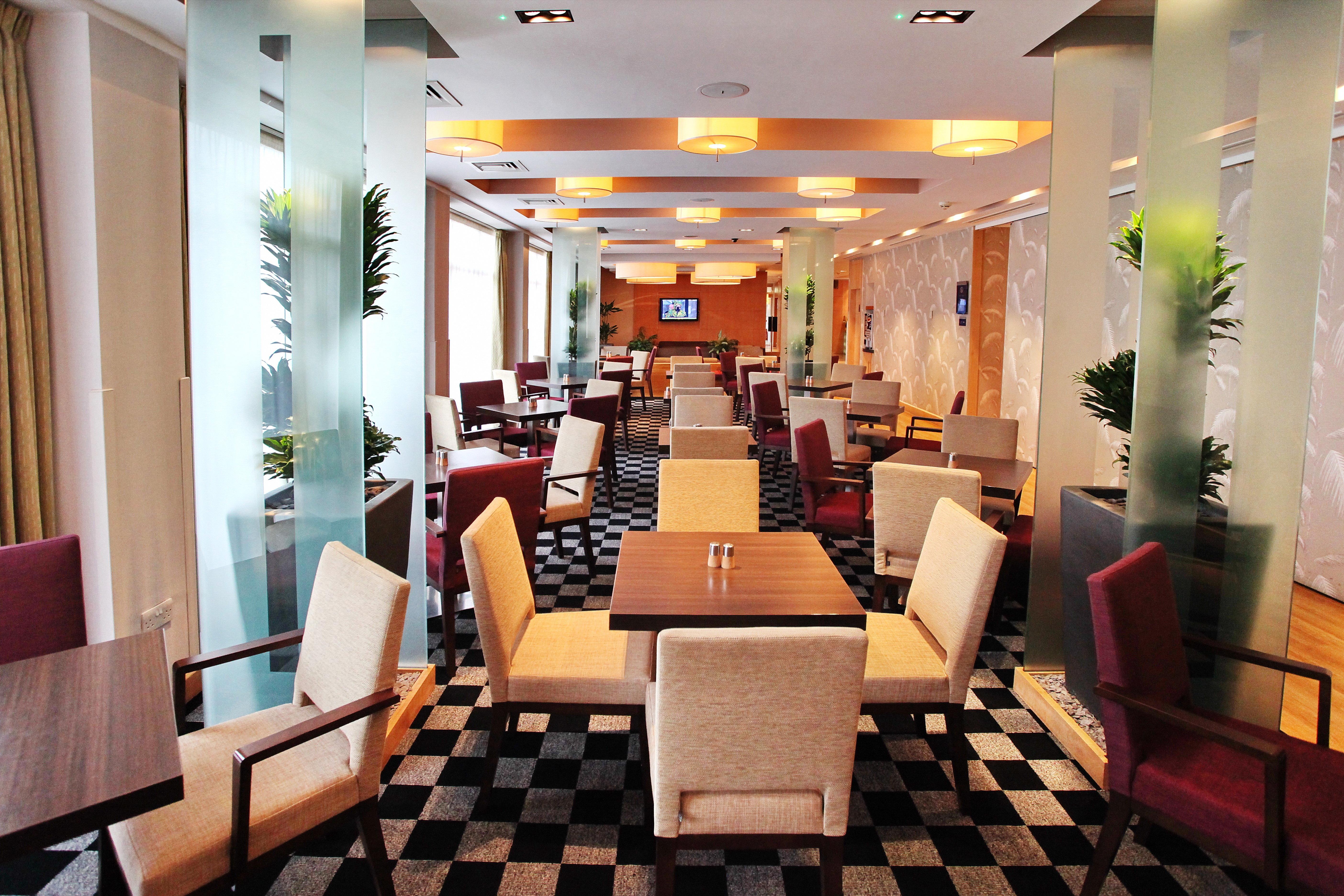 Holiday Inn Express Birmingham Redditch By Ihg Exterior photo